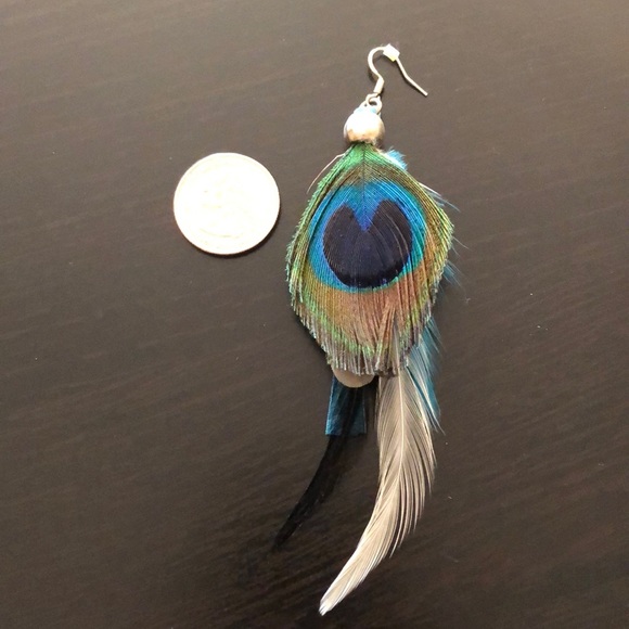 Gorgeous, Indian feather earrings-handmade! EUC - Picture 2 of 3